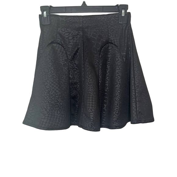 Dance & Marvel black on black animal print mini flowy pull on skirt Size Small - Picture 1 of 5